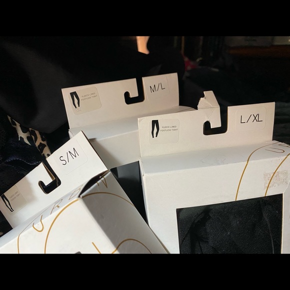 New in box Urban Outfitters
Fleece lined footless tights Black cotton/spandex - Picture 2 of 7